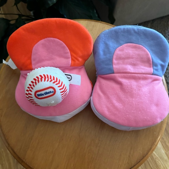 Little Tikes Catch N' Stick Toss Game - Picture 3 of 4